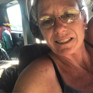 Meet your Posher, Becca